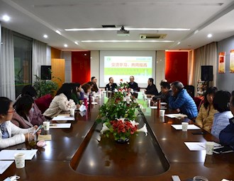 新桥中学和临湖一中研讨活动