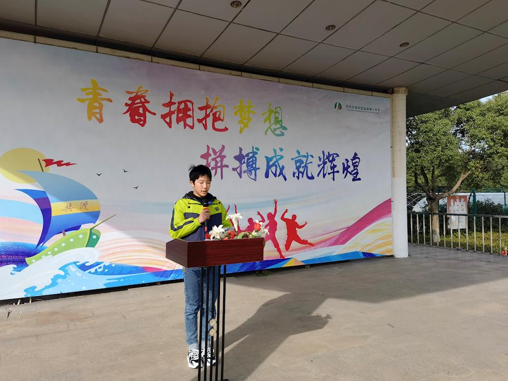 fe4d46675a464fdfa7465dcad7dbdb44.jpg